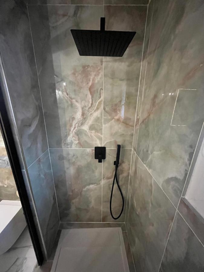 Appart Hotel Le 8 Le Duplex Макон Екстер'єр фото